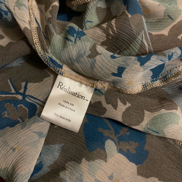 NWOT Realisation Par The Lila Dress in Blue Hydrangea Floral Print Ruffle Tie - Picture 15 of 15